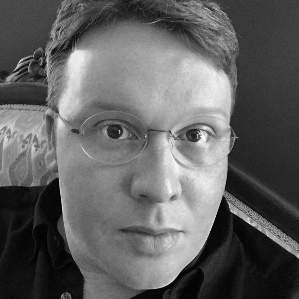 Meet your Posher, Christopher